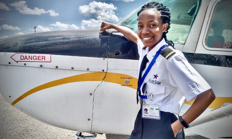 RDC : La jeune congolaise Angel Ndeze qualifiée pilote privée