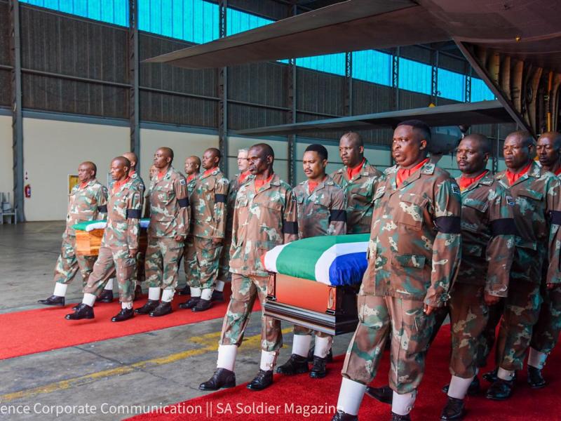 Les corps de deux soldats sud-africains tués dans le Nord-Kivu remis à leurs familles