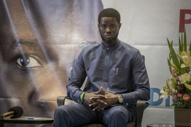  Sénégal : proche de Sonko, l’opposant Diomaye en tête de la présidentielle