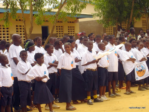  Kananga : Une campagne contre le mariage précoce menée dans des écoles 