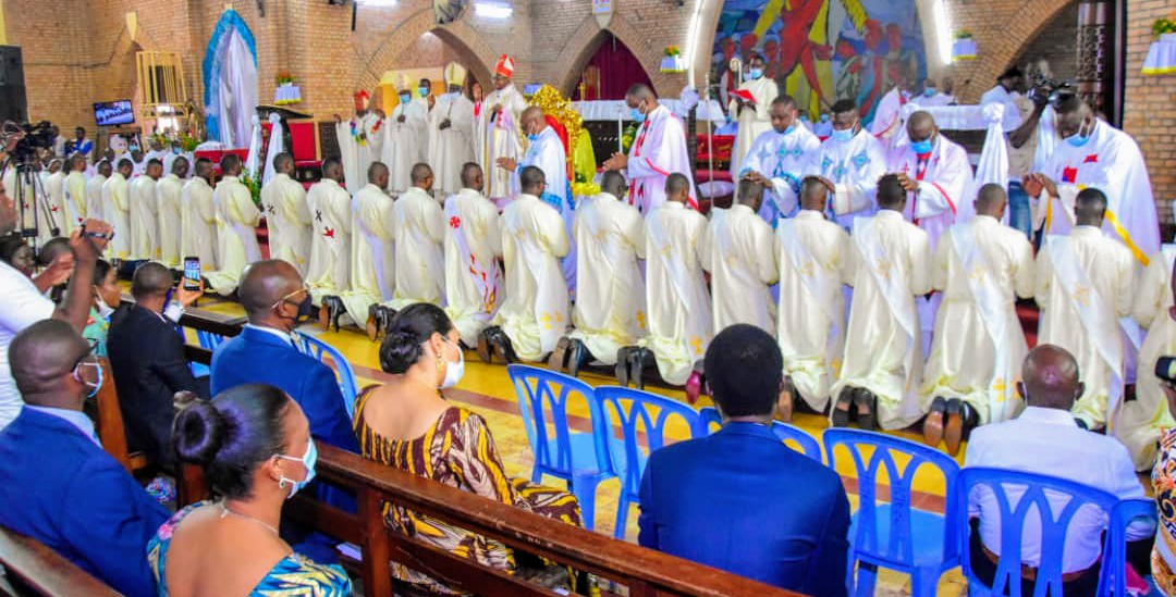 Les prêtres de Kinshasa soutiennent leur évêque dans l’affaire de l’ouverture d’une information judiciaire contre sa personne